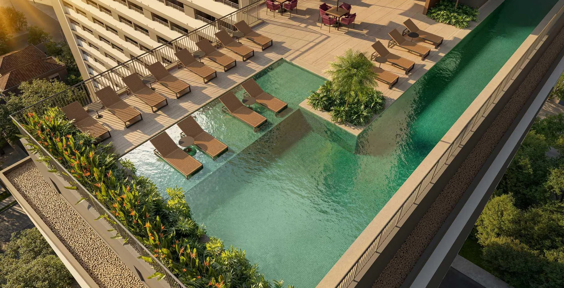 Piscina descoberta com raia de 25 metros no 22º pavimento do T.O.M. Paraíso